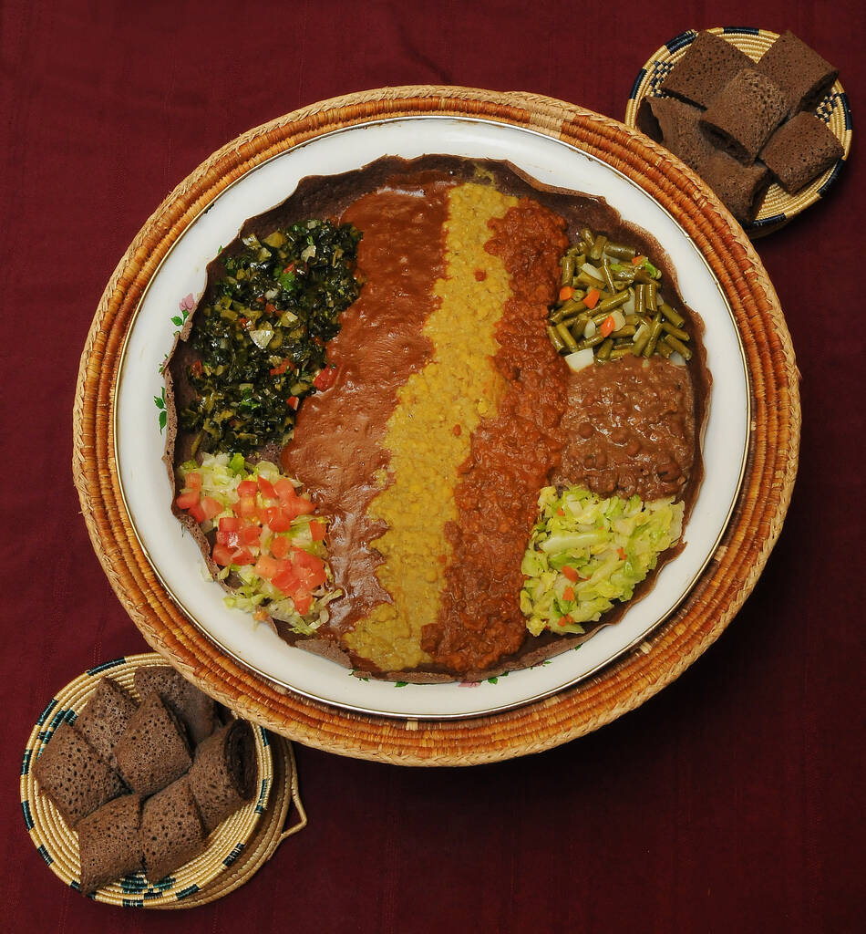インジェラ：エチオピア料理