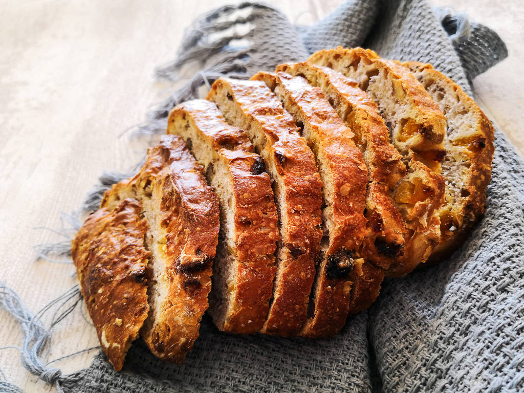 小麦胚芽；フランスの雑穀パン