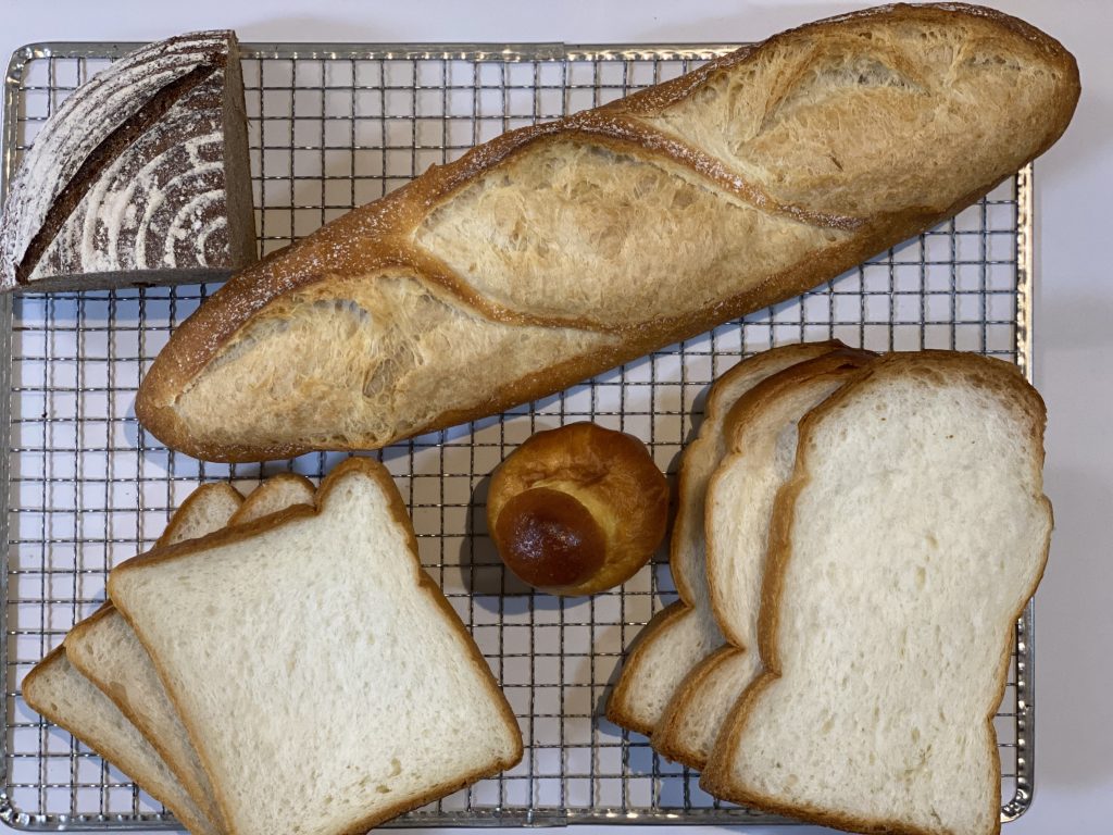 トロワグロ：買い物したパン