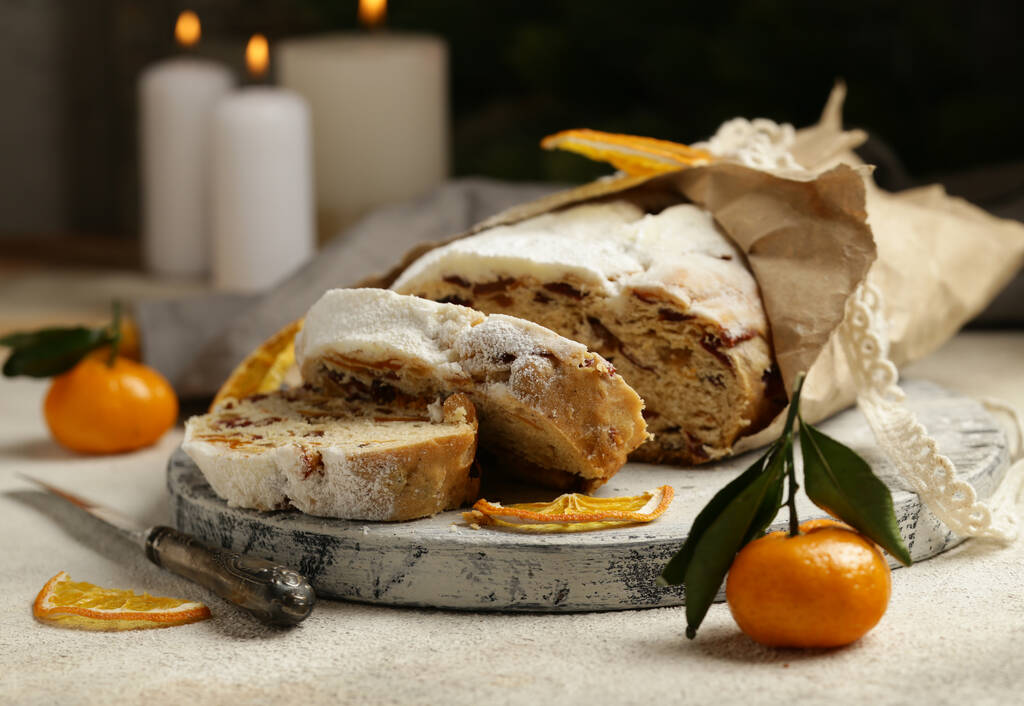 クリスマスのパン：シュトーレン